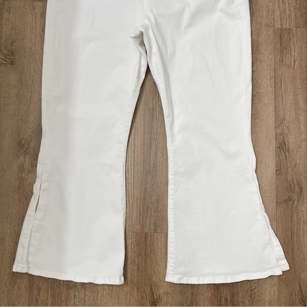 Frame Denim Le Crop Flare Mini Slits in in Blanc‎ - Picture 9 of 12